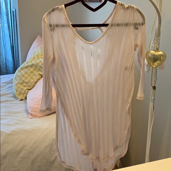 Sheer light pink quarter-sleeve top - Picture 1 of 5